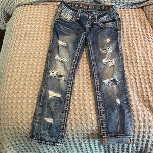 Rock revival distressed Jena cropped jean. size 25